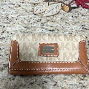 Michael Kors wallet.  Excellent condition